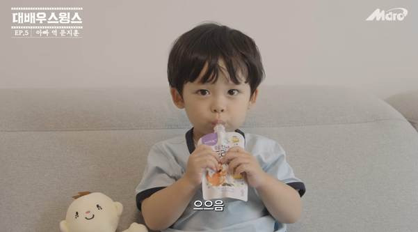 스윙스 유튜브에 출연한 카더가든 아기.jpg | 인스티즈