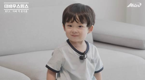 스윙스 유튜브에 출연한 카더가든 아기.jpg | 인스티즈
