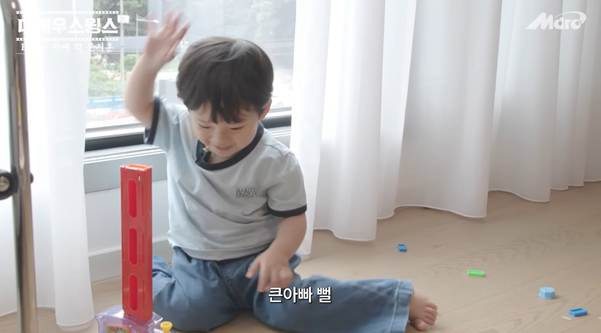 스윙스 유튜브에 출연한 카더가든 아기.jpg | 인스티즈