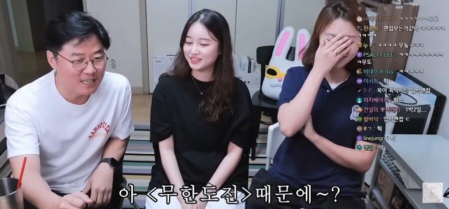 img/23/06/15/188bd80bc5b55b31d.jpg 자기 후배가 존경하는 사람 김태호 PD라고 하자 나영석 PD 반응 ㄷㄷㄷ.JPG