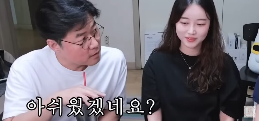 img/23/06/15/188bd80d58e55b31d.jpg 자기 후배가 존경하는 사람 김태호 PD라고 하자 나영석 PD 반응 ㄷㄷㄷ.JPG