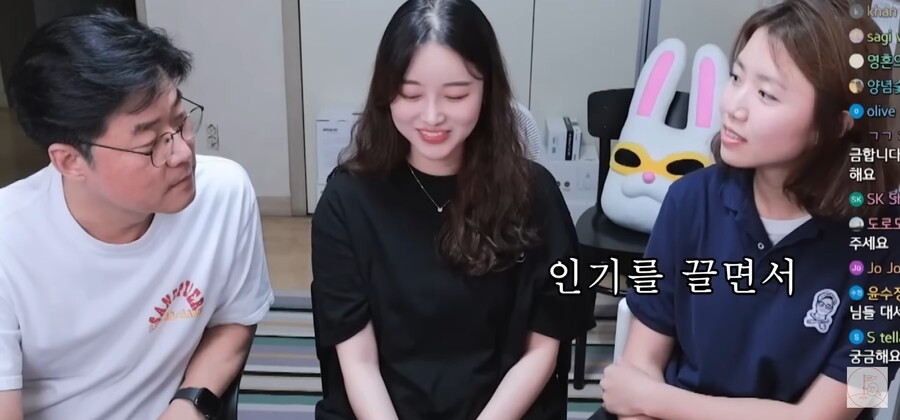 img/23/06/15/188bd8097bd55b31d.jpg 자기 후배가 존경하는 사람 김태호 PD라고 하자 나영석 PD 반응 ㄷㄷㄷ.JPG