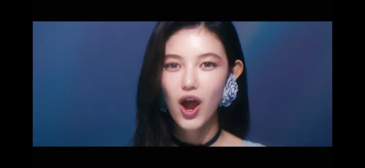 Screenshot_20230517_182429_YouTube.jpg