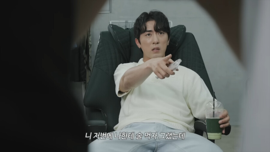 img/23/07/28/1899b2342312b946.png 요즘 유튜브 개그맨들...똥군기 근황 ㄷㄷ..JPG