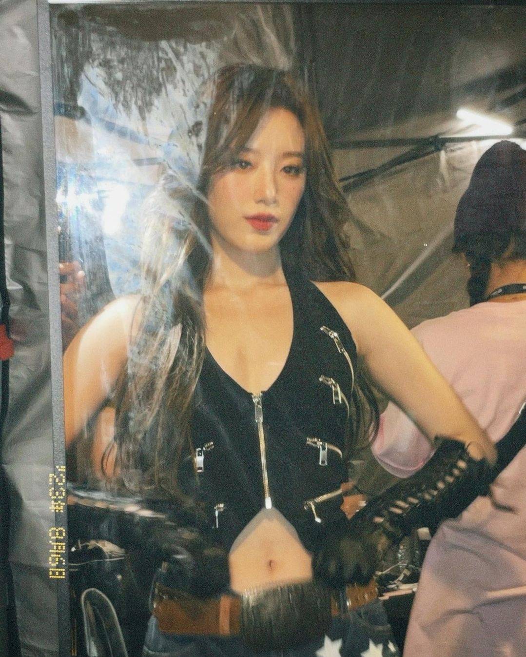 명치 시원하게 오픈한 섹시 슈화 근황 .jpg | 인스티즈