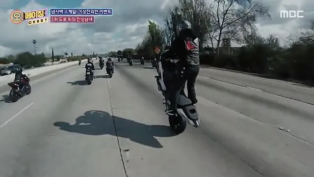 16923984862899