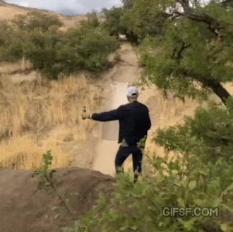 051ce7d13f674d0737b112fdce014335_1647033734_8587.gif