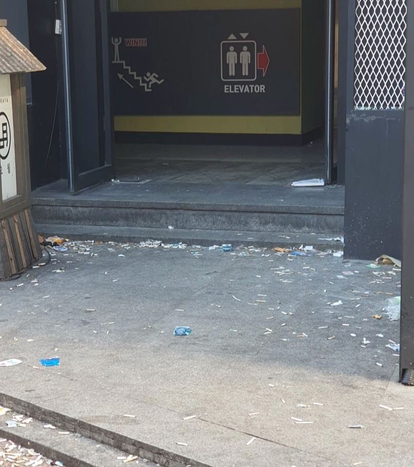 길빵충들.JPG 수유역 근황.jpg
