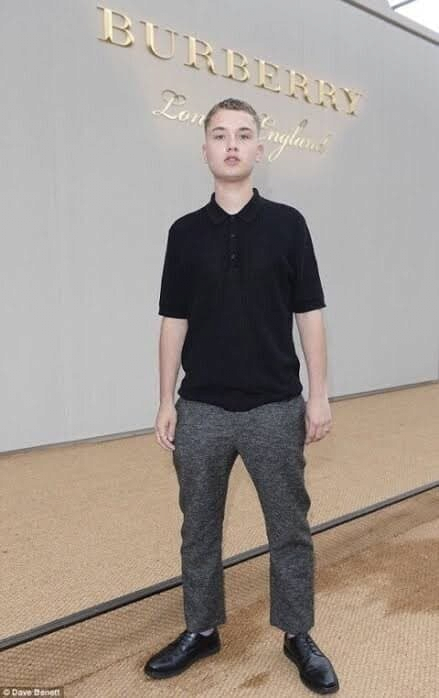 image.png 돌체앤가바나가 한때 망하기직전까지 간 이유