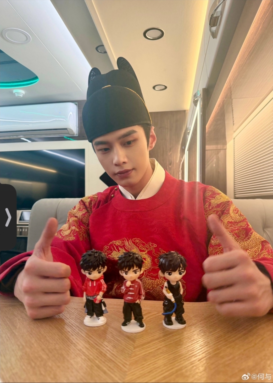 얼마 전 동북공정으로 핫게갔던 중국 드라마 의상 근황 2번째 사진