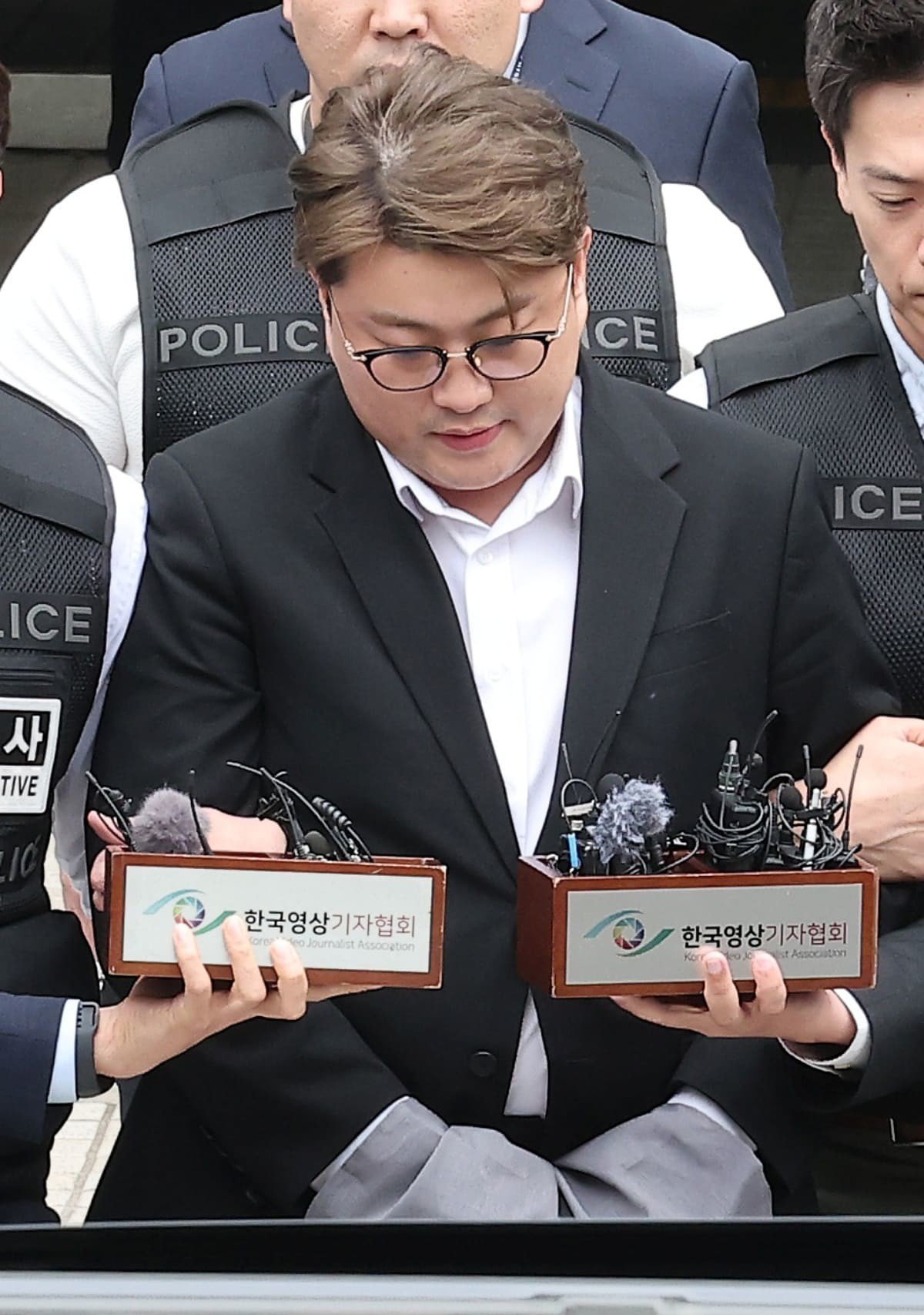 img_20240525163537_88d75938.webp.ren.jpg 도파민 넘쳐났던 2024년 ㄷㄷ.jpg