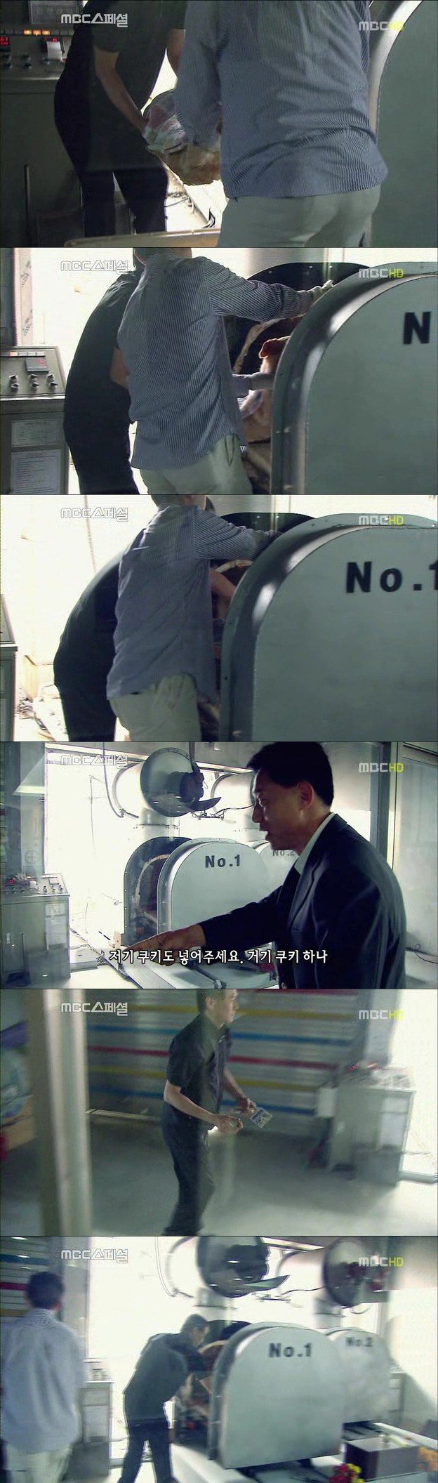 23.jpg 아빠 엄마랑 스무살까지 같이 살자고 약속한 리트리버