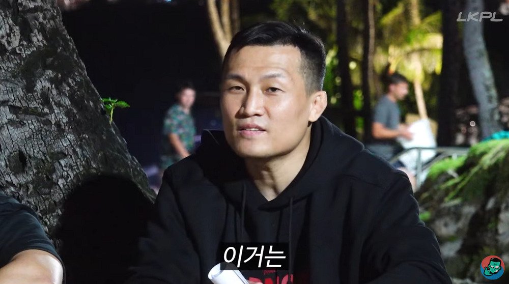 555.bmp.ren.jpg [속보] 다시보는 정찬성의 UFC 놀라운 예측.JPG