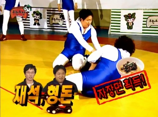 9562A814-48DA-4389-B1B0-B6A931152C08.jpeg 다른 연예인이 방송에서 했으면 쌍욕 먹었을 행동.jpg