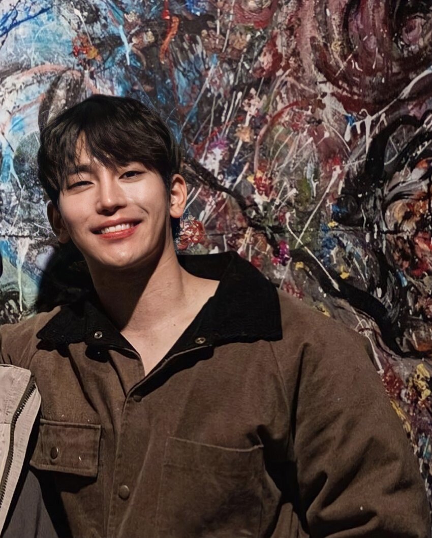m (6).jpg 덱스에 이은 UDT 출신 존잘러 작가