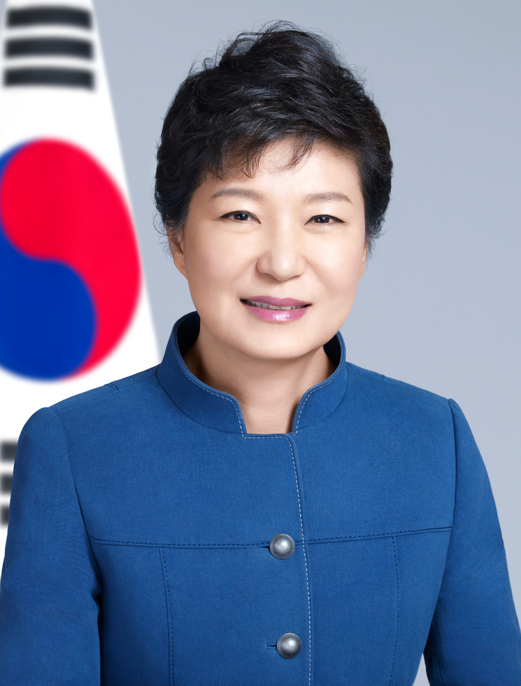 C44317E7-DF7D-4AB8-8D08-762830579323.png 스압))) 역대 대통령들의 젊은시절과 노년.jpg