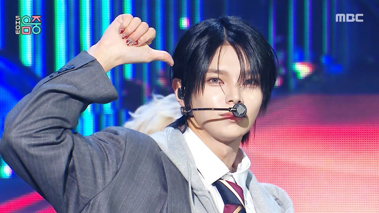 '심멎 주의보'…웨이커, 'LiKE THAT'로 '음중' 컴백