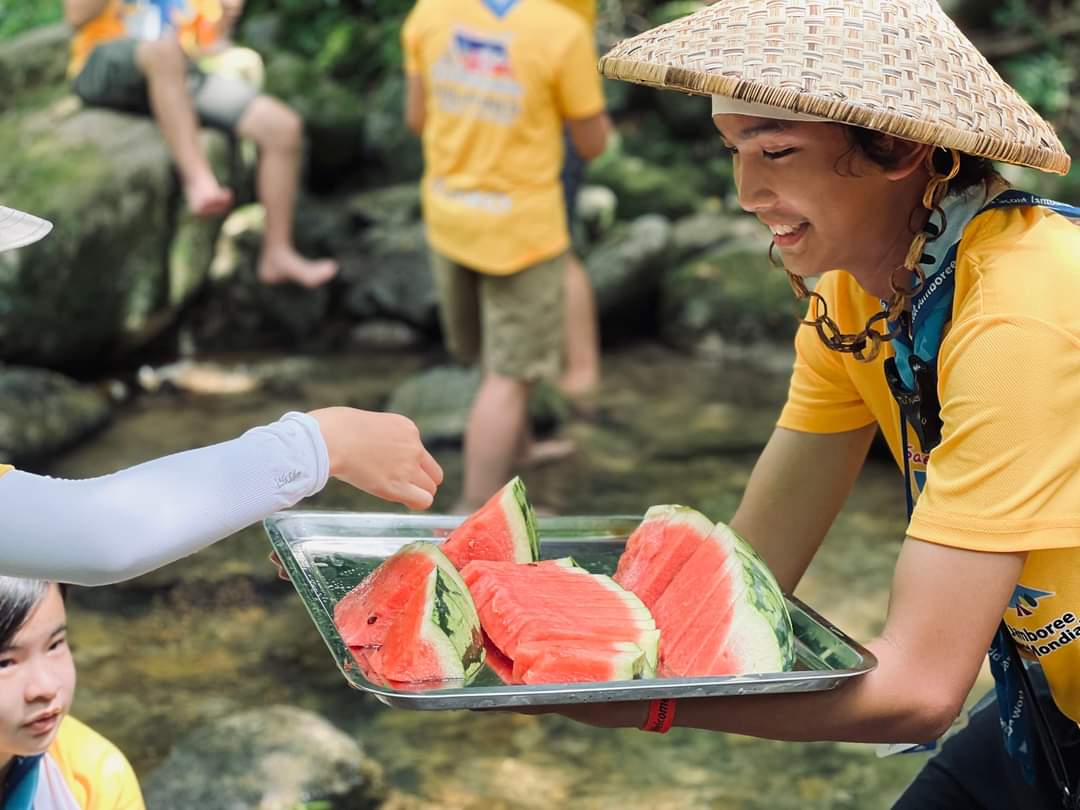 금산사에서 K-계곡 체험중인 잼버리 친구들 | 인스티즈