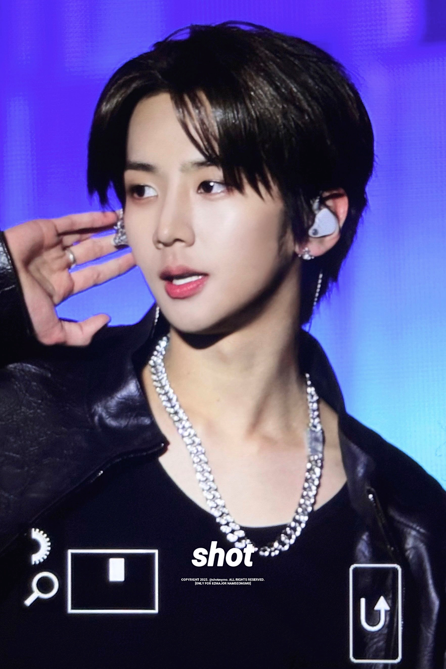 강아지에서 늑대가 되버린 남돌 변화 2번째 사진