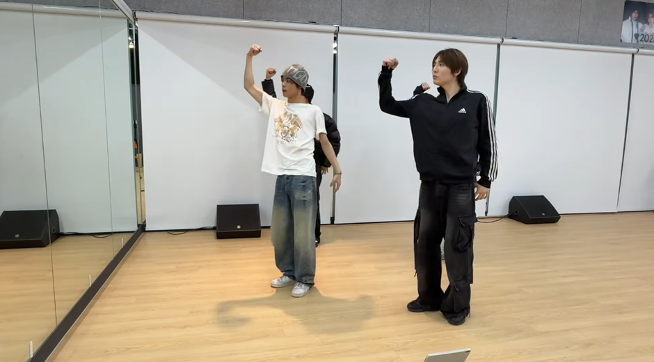 데뷔 초부터 계속해서 엑소 샤라웃중인 남돌 - 스퀘어.유머.이슈 - 덕질더쿠 : 데뷔 초부터 계속해서 엑소 샤라웃중인 남돌 （2）