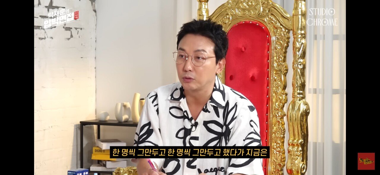 AOA 활동 당시 힘들었다는 초아.jpg