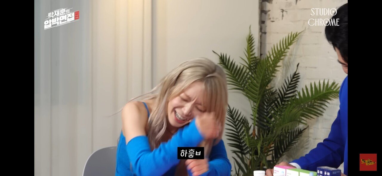 AOA 활동 당시 힘들었다는 초아.jpg