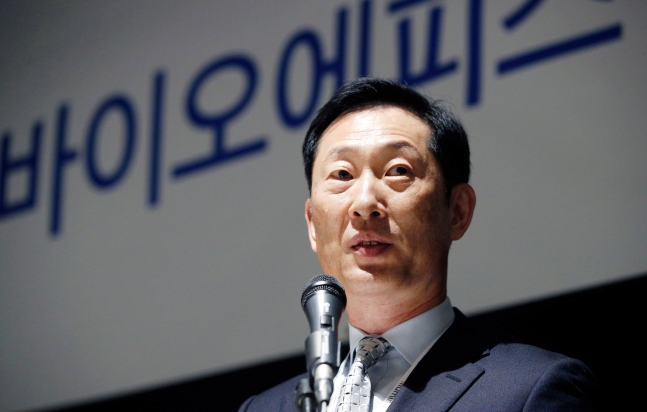 image.png “신입사원, 저녁 8시 퇴근시켜라”…고삐 조이는 삼성바이오
