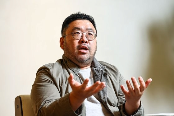 image.png JMS 고발한 PD "그들 아닌 내가 성범죄자? 공권력에 지쳤다"