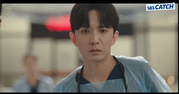 드라마 프로보노에서 재벌 아니냔 소리 나오는 등장인물.jpg 5번째 사진