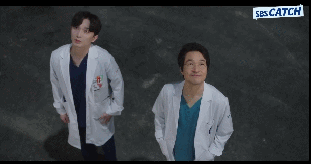 드라마 프로보노에서 재벌 아니냔 소리 나오는 등장인물.jpg 6번째 사진