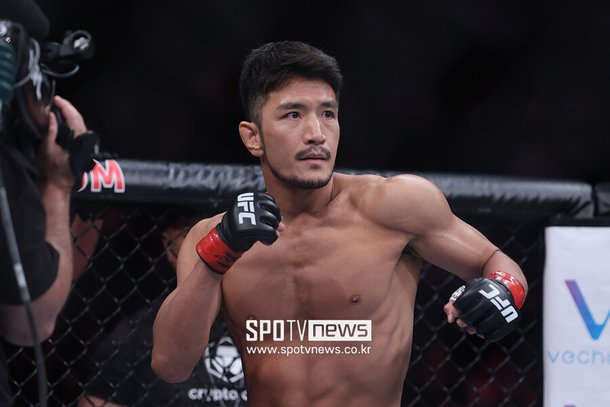 614269_862350_3139.jpg 오피셜, UFC 한국선수 강경호 계약 종료