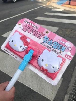 의도가 보이는 어린이 장난감 - 꾸르