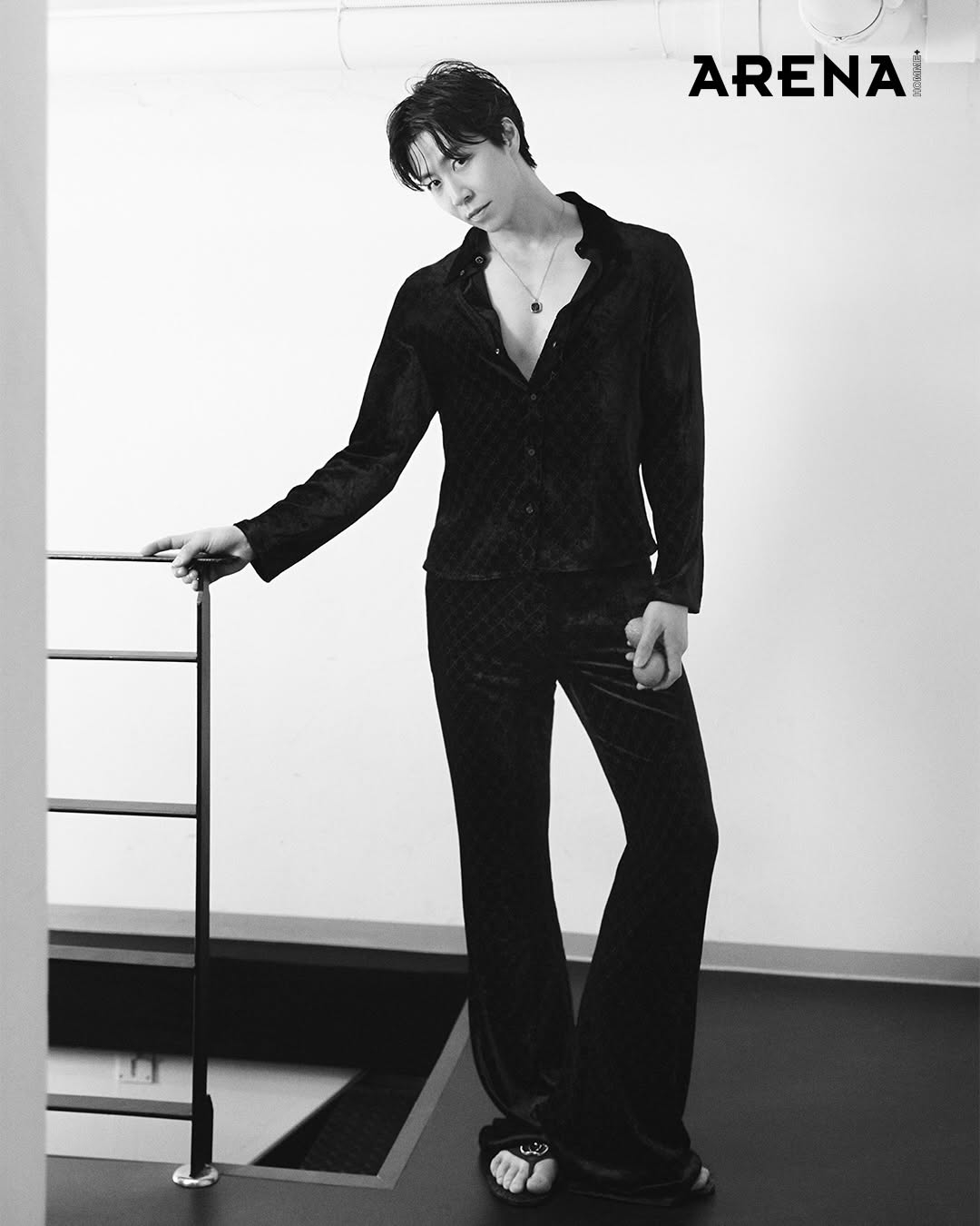 방금 뜬 손종원 셰프 <아레나> 구찌 화보,영상 (5)