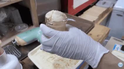 9672376A-10A1-45C5-87C5-26857EC20CE7.gif