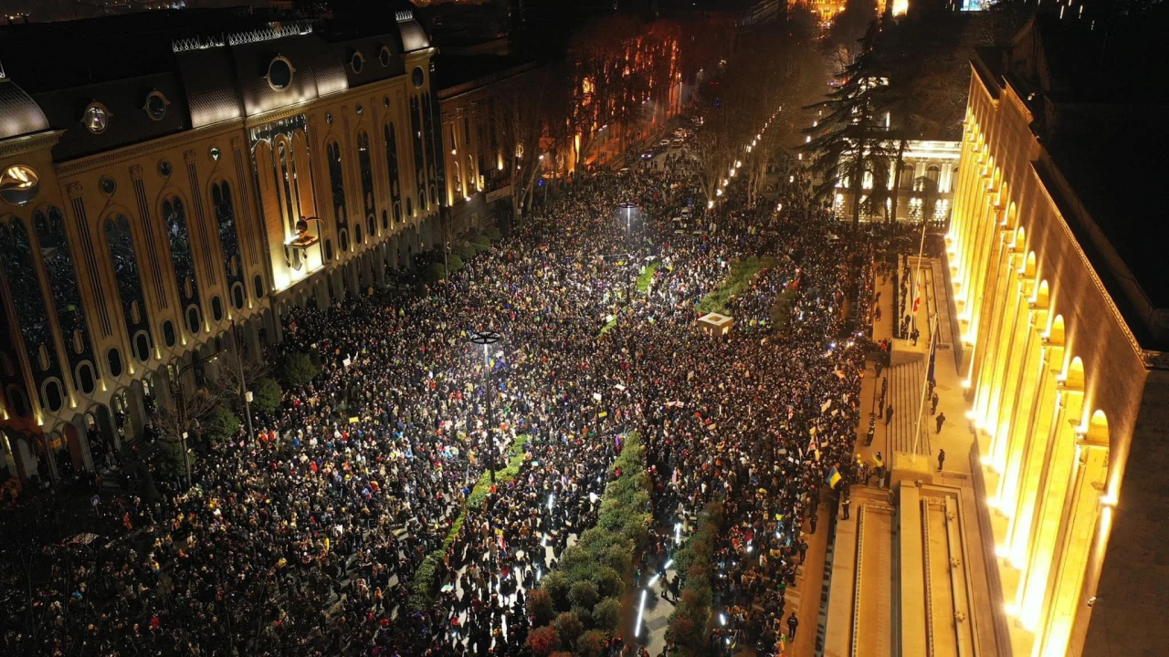 image.png 조지아 우크라이나 지지 시위 규모 ㄷㄷ