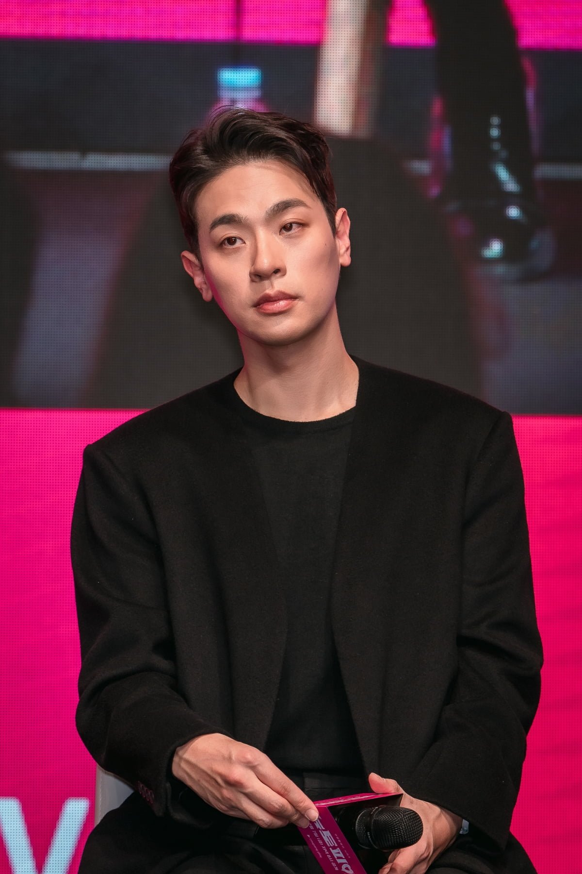 GgrQ3aybQAAhhGQ.jpg 17kg 감량한 박정민 .jpg