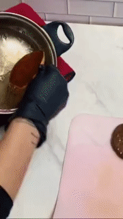 bt8c8a4f25a85443ddd18efc928efa04c7.gif