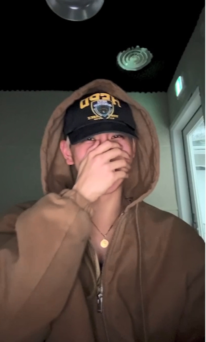 신인 남돌이 외모칭찬 받으면 생기는 일…jpg (4)