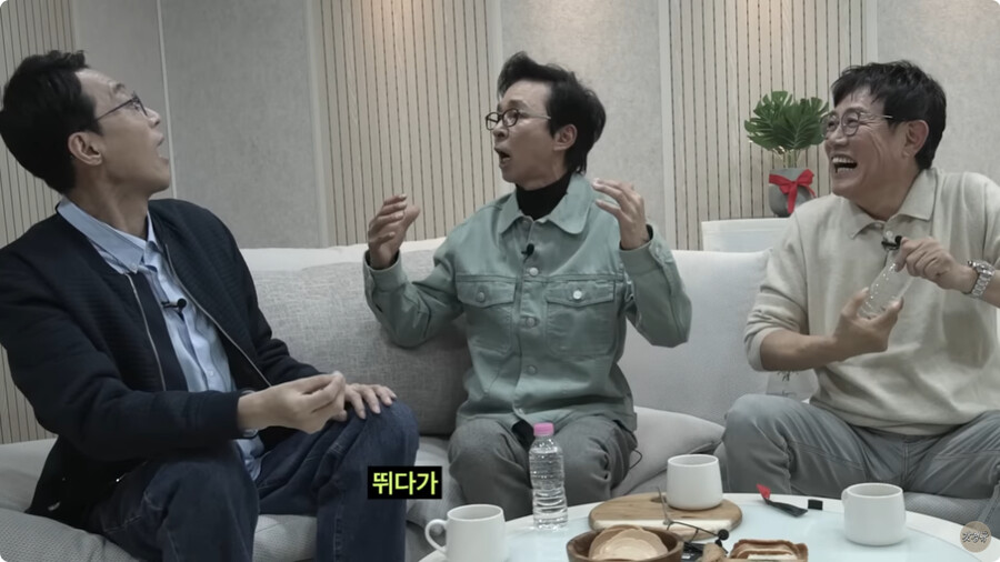 img/23/11/03/18b94e434892b946.png 이경규가 찍소리도 못하는 김국진한테 이겼다고 환호한 사건 ㄷㄷㄷ...JPG