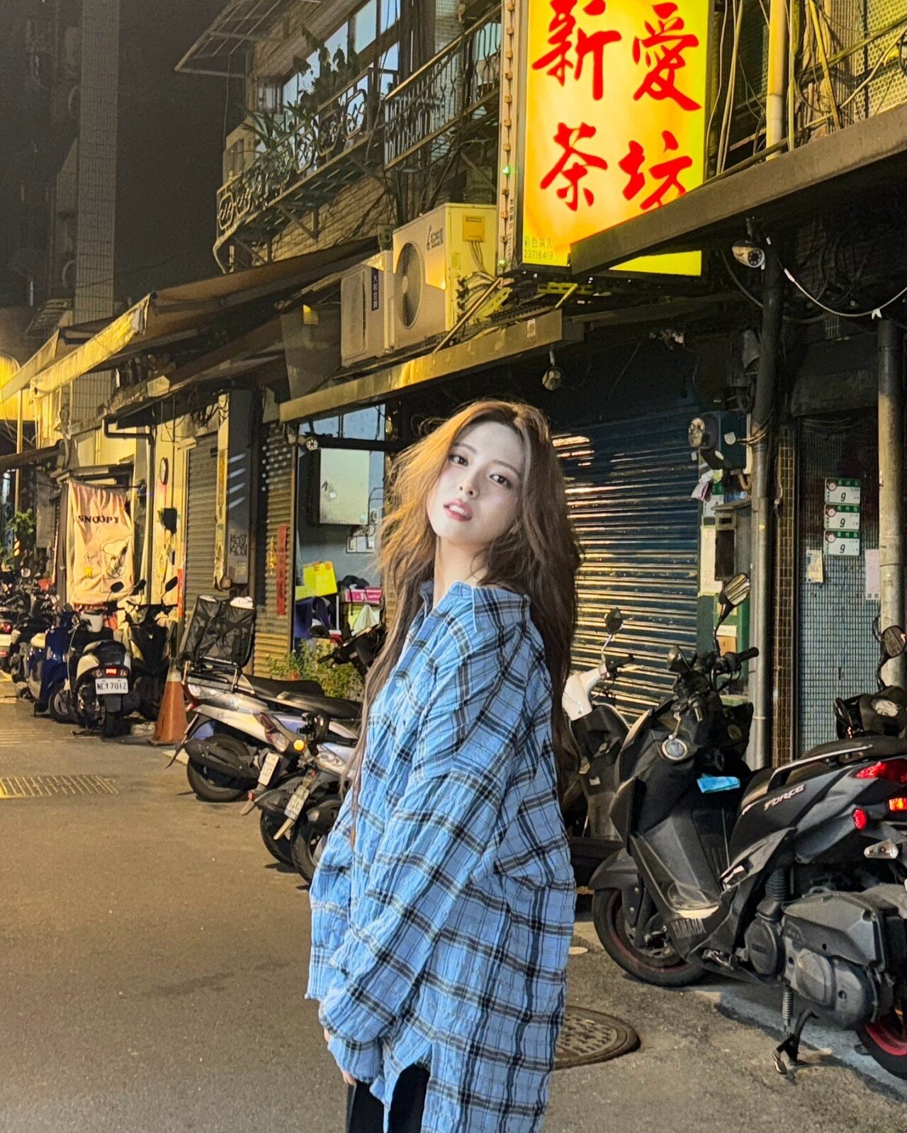 82737_1202b53975264dc2ad6e331c5c5895e0.jpg 오해원 유나 같은 셔츠 다른 느낌ㄷㄷㄷ.jpg