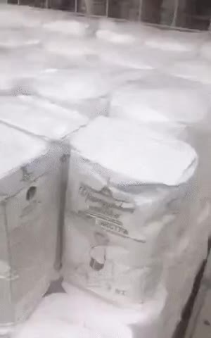 2AD4A45F-45BF-4940-ACC5-7673EE888499.gif