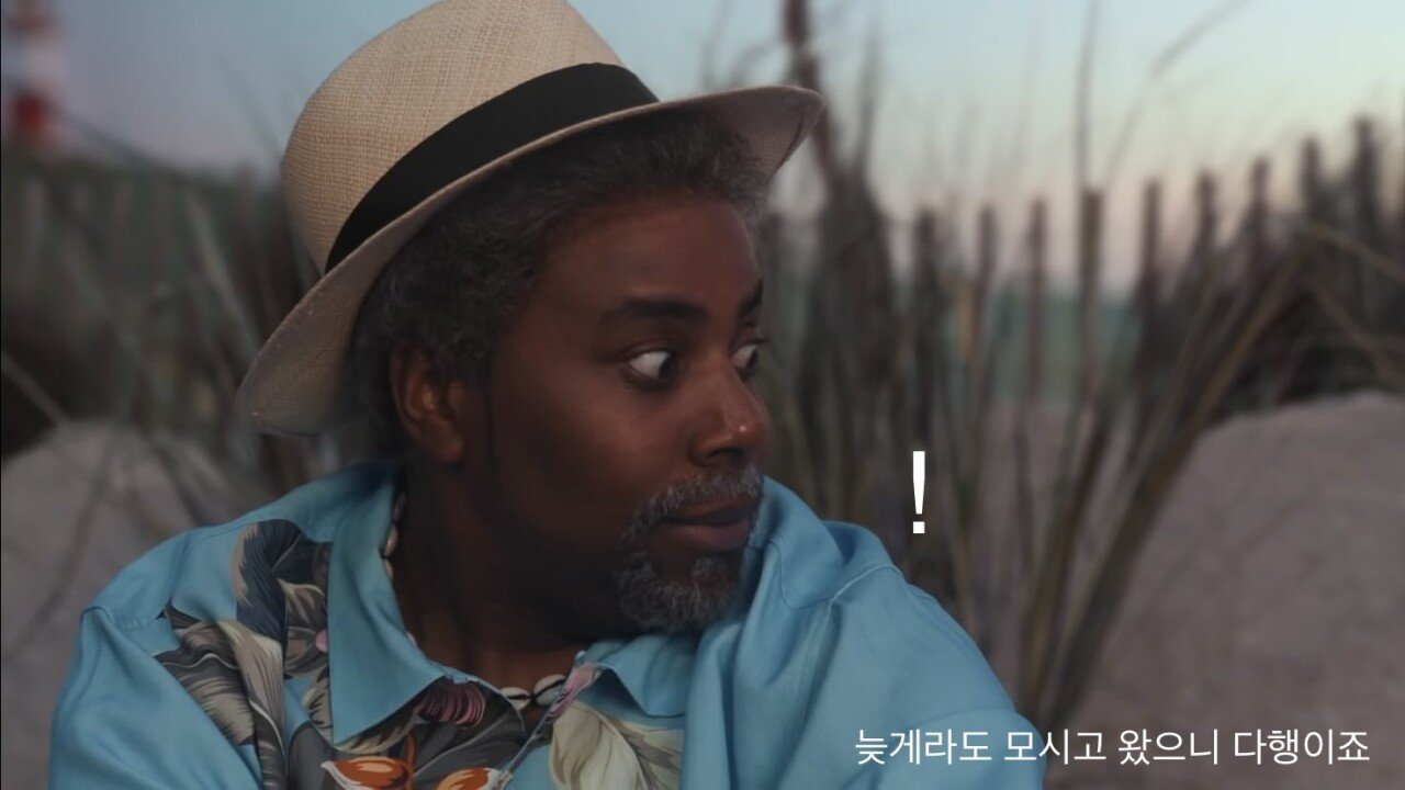 Internet_20230912_124957_31.jpeg 미국 SNL - 혼자 여행하는 여성을 위한 용품