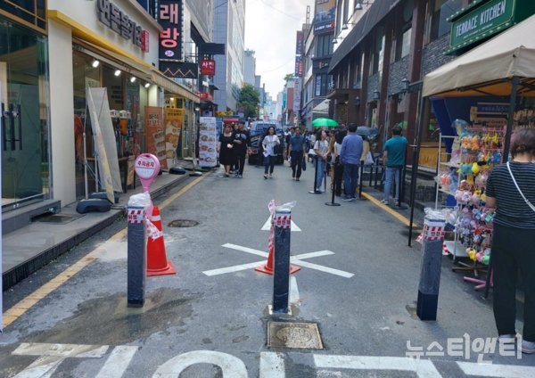 image.png 도로까지 통제해버리는 대전 성심당 ㄷㄷㄷ.jpg