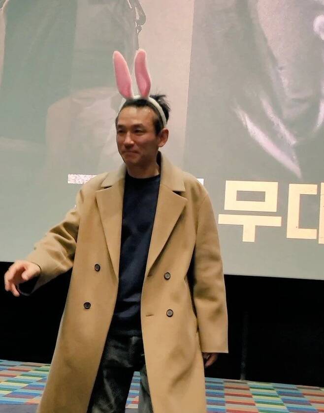 머리띠의 축복이 끝이없는 영화 무대인사 모음.jpg | 인스티즈