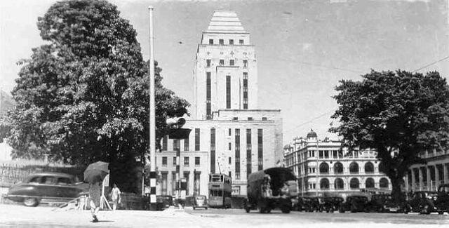 batgung-m-1950s-garden-rd-bank-of-china.jpg 1950-70년대의 홍콩