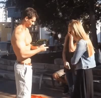 1f042b2689c4f701fbda28b6a97876ee_1663468802_7624.gif