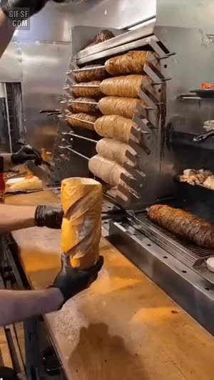 ce03372d72fcd982a4e31de7e2f93ef3_1649481695_9591.gif
