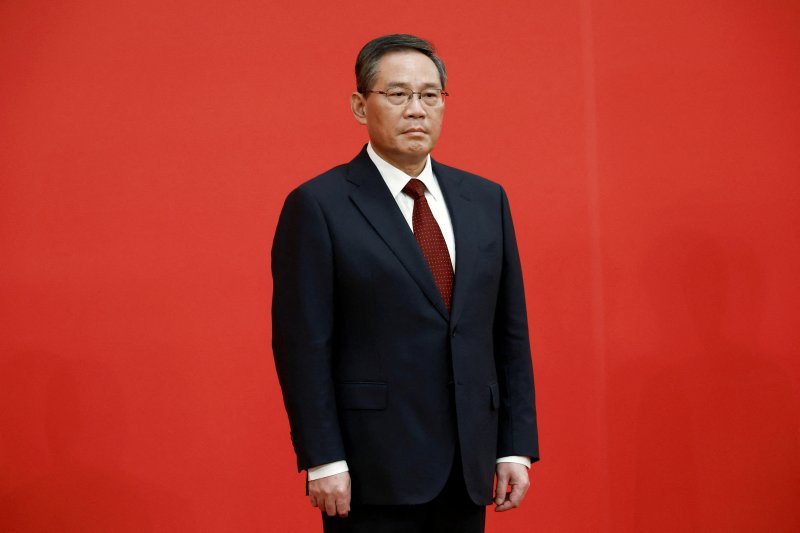202303111209295130_l.jpg 한때 차기 중국 지도자로 거론되던 리커창 근황.jpg