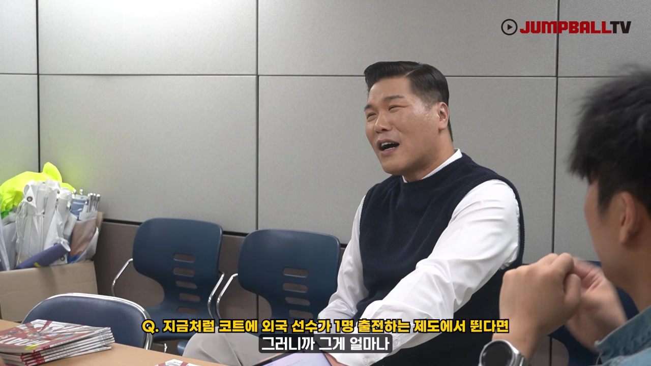 [점프볼300호 특집인터뷰] 한국농구 레전드, 서장훈을 만나다 19-47 screenshot.png 자신의 선수시절을 폄하하는게 어이없는 서장훈