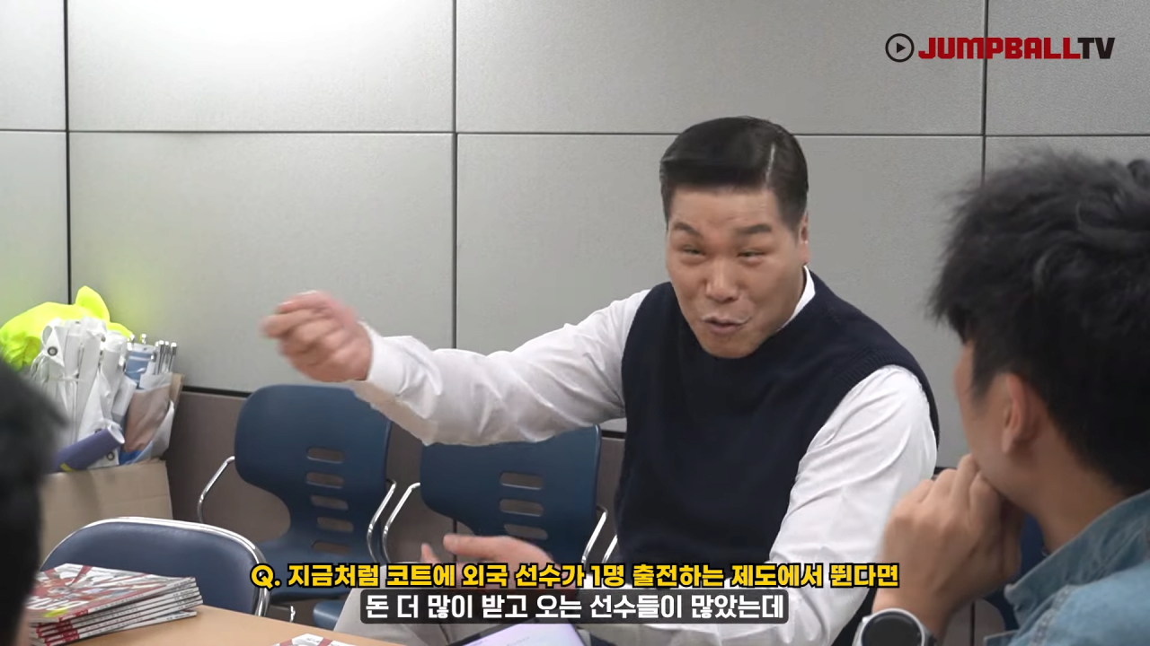 [점프볼300호 특집인터뷰] 한국농구 레전드, 서장훈을 만나다 20-1 screenshot.png 자신의 선수시절을 폄하하는게 어이없는 서장훈